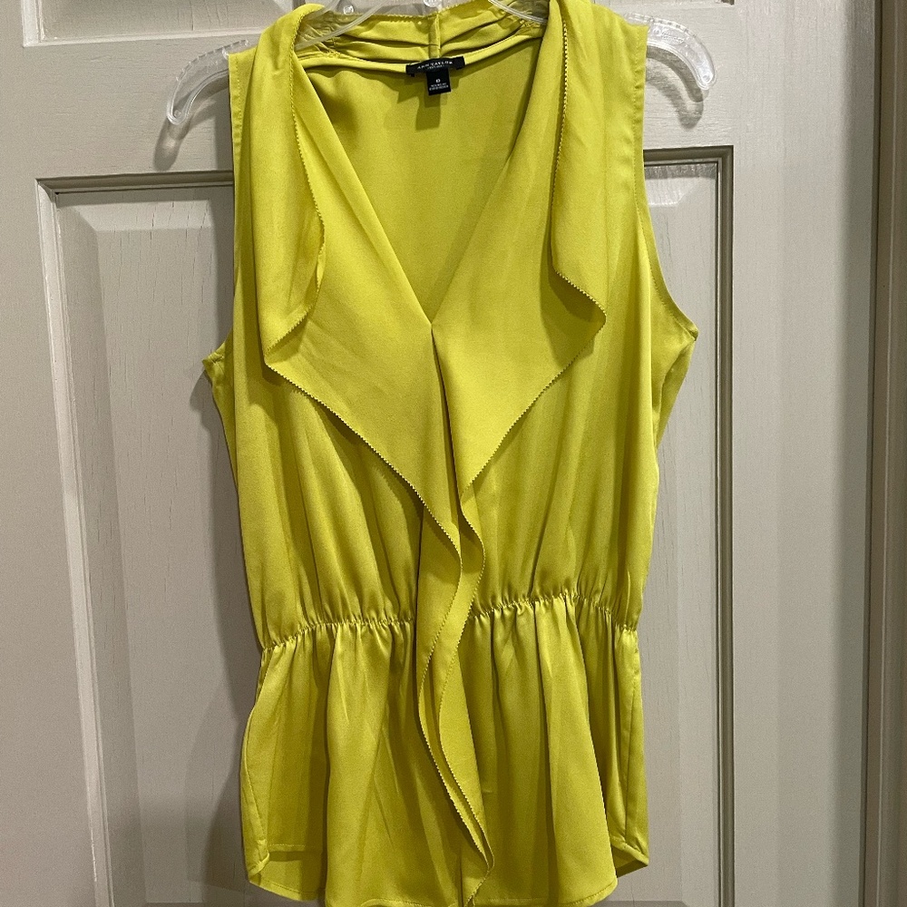NWOT Ann Taylor Vibrant Lime Green Ruffled Blouse